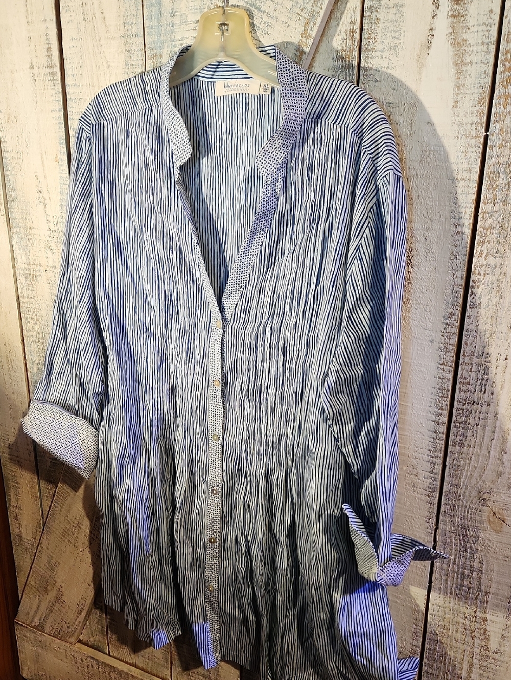 BLUTHREADS  XL  Sheer Cotton Blouse Beach Vacay Cruisewear Blue And Gray